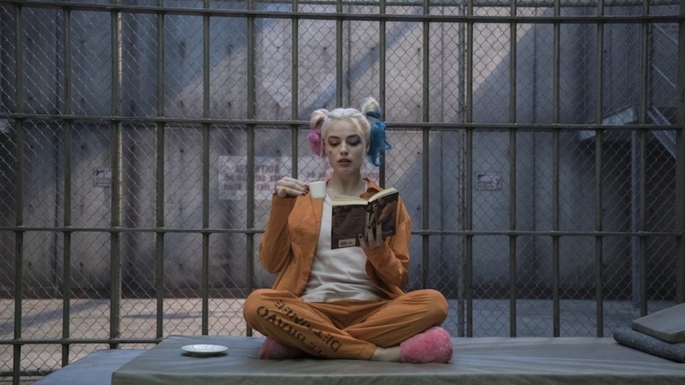 margot-robbie-harley-quinn-main