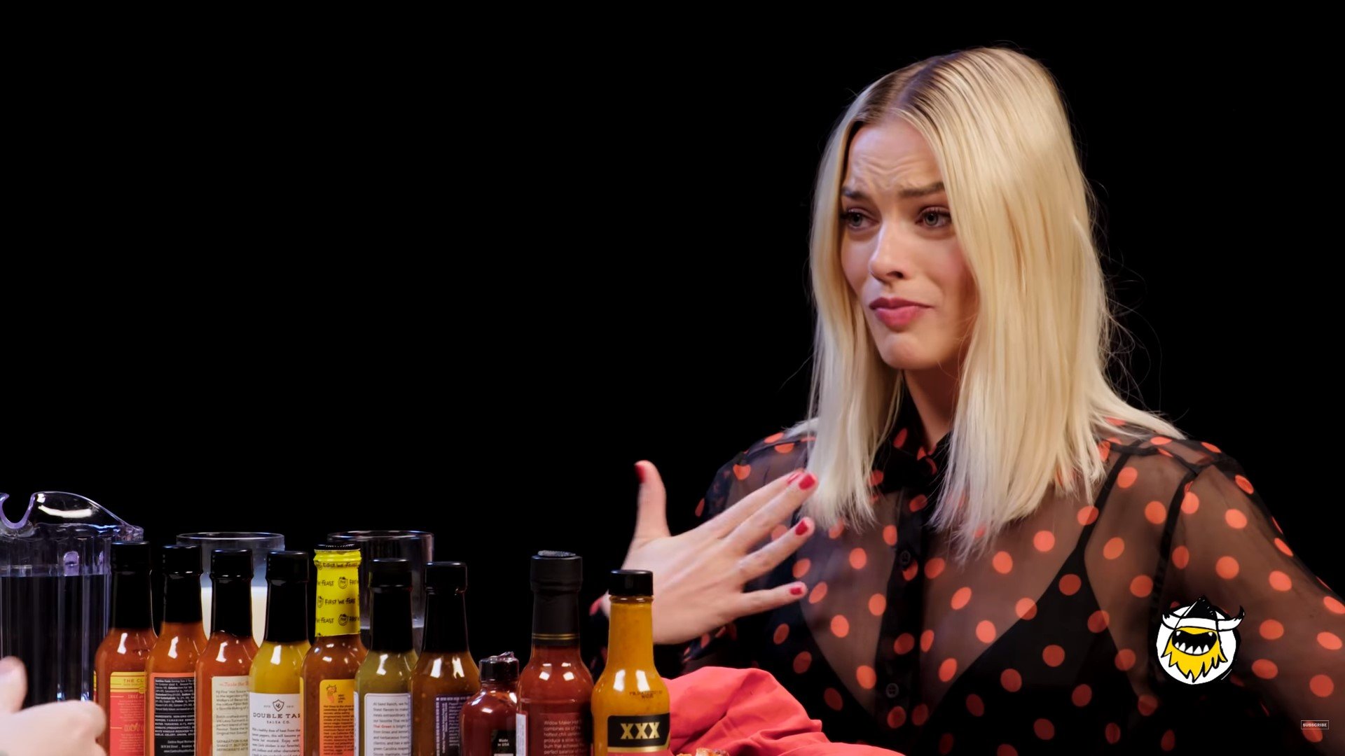 Margot Robbie Hot Ones Final