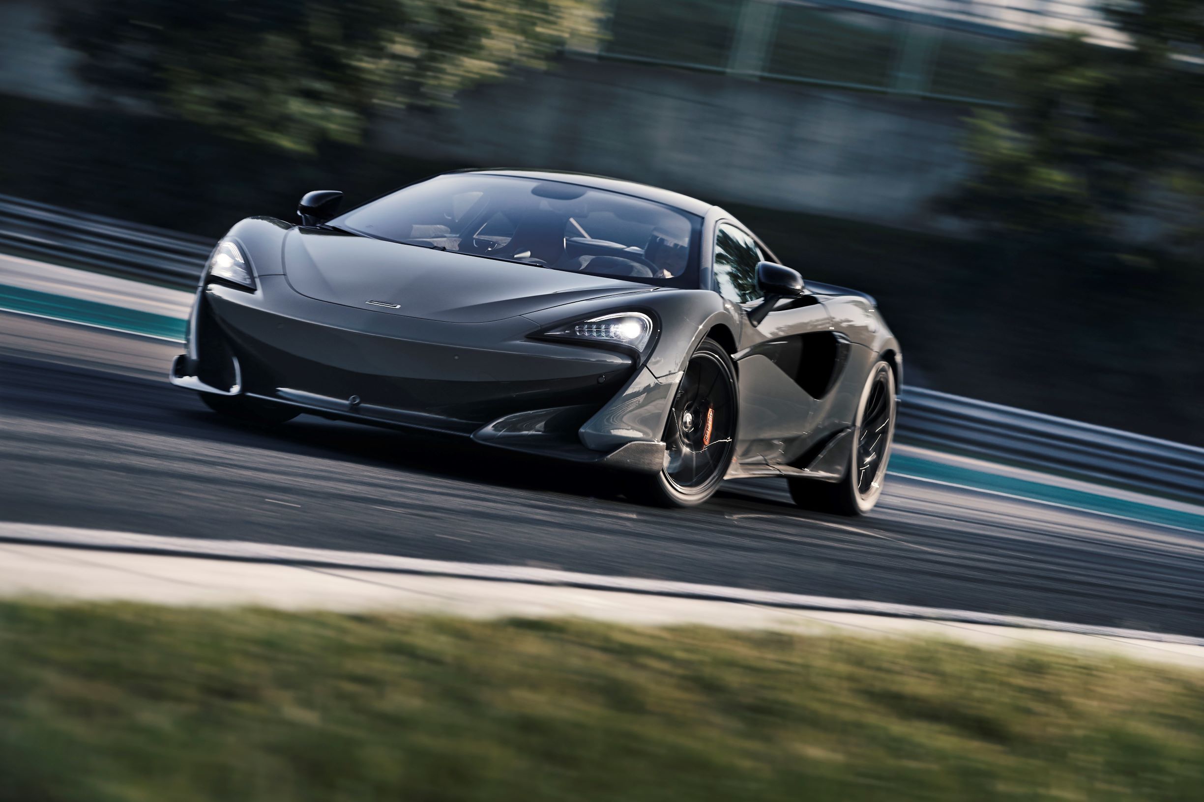 McLaren 600LT (4)