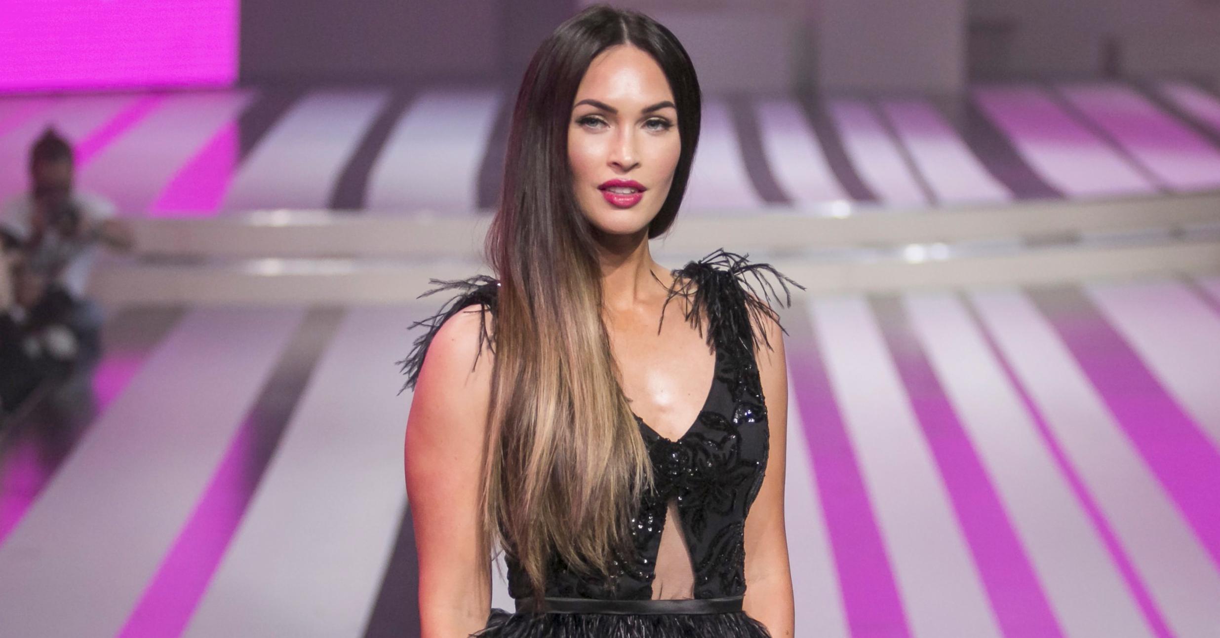 Megan Fox Celebrates Bisexuality By Sharing Sultry Pride Selfies - Maxim
