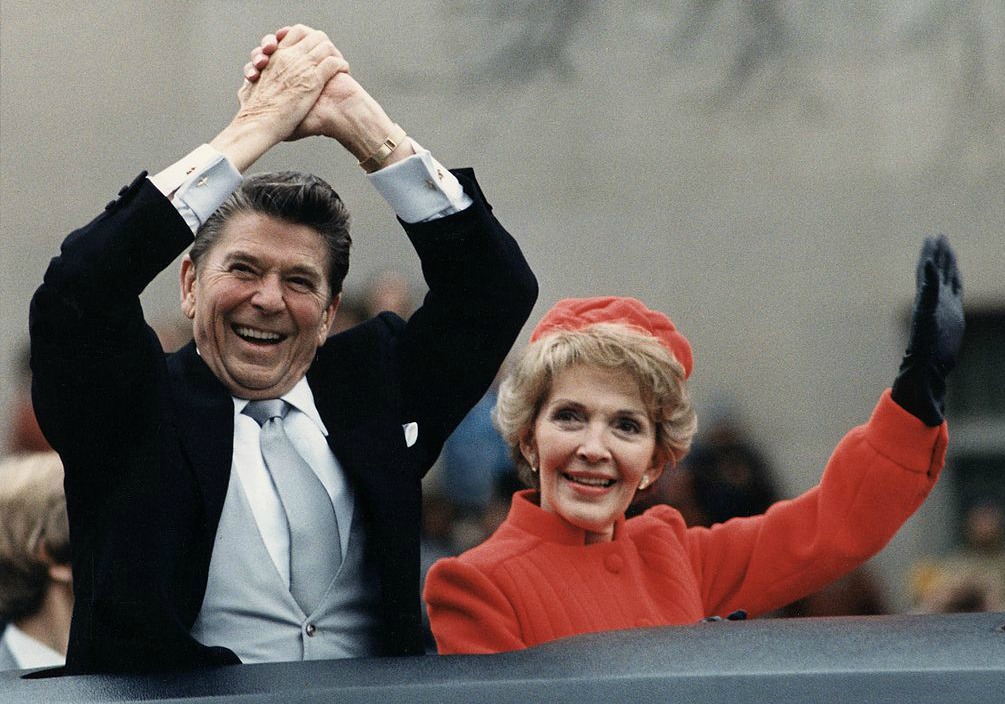 nancyreagan-victory.jpg