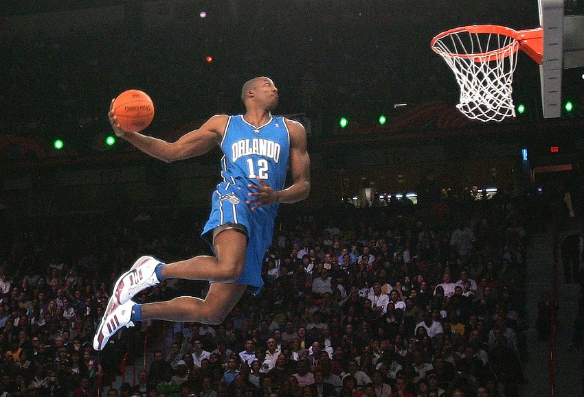 Dwight Howard dunking 2007