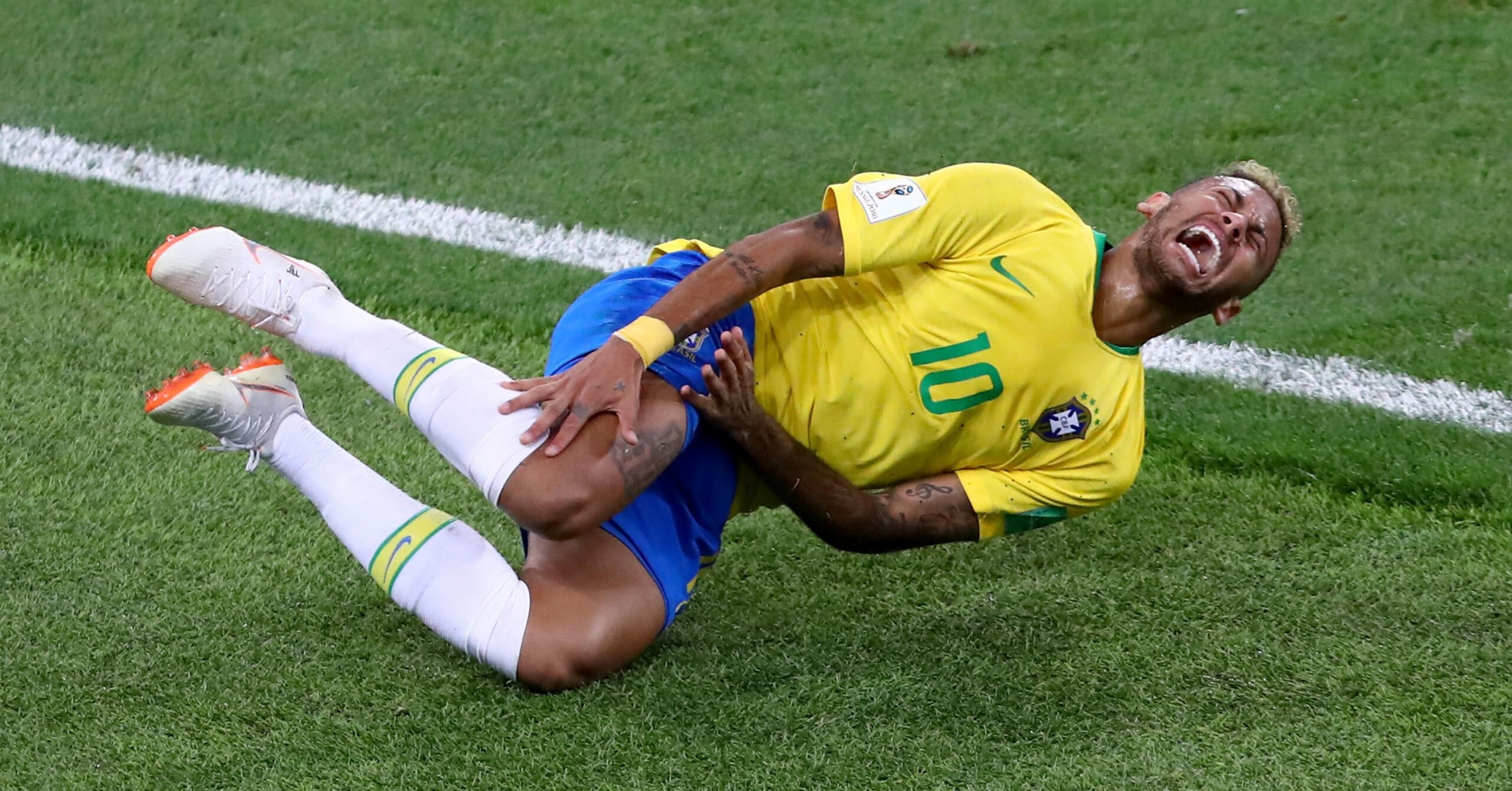 Here's How Much Time Brazil's Neymar Has Spent on the Ground During the  World Cup - Maxim