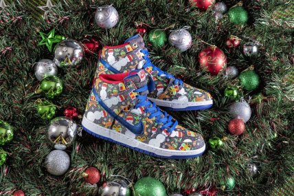 nike-concepts-ugly-christmas-sweater-1