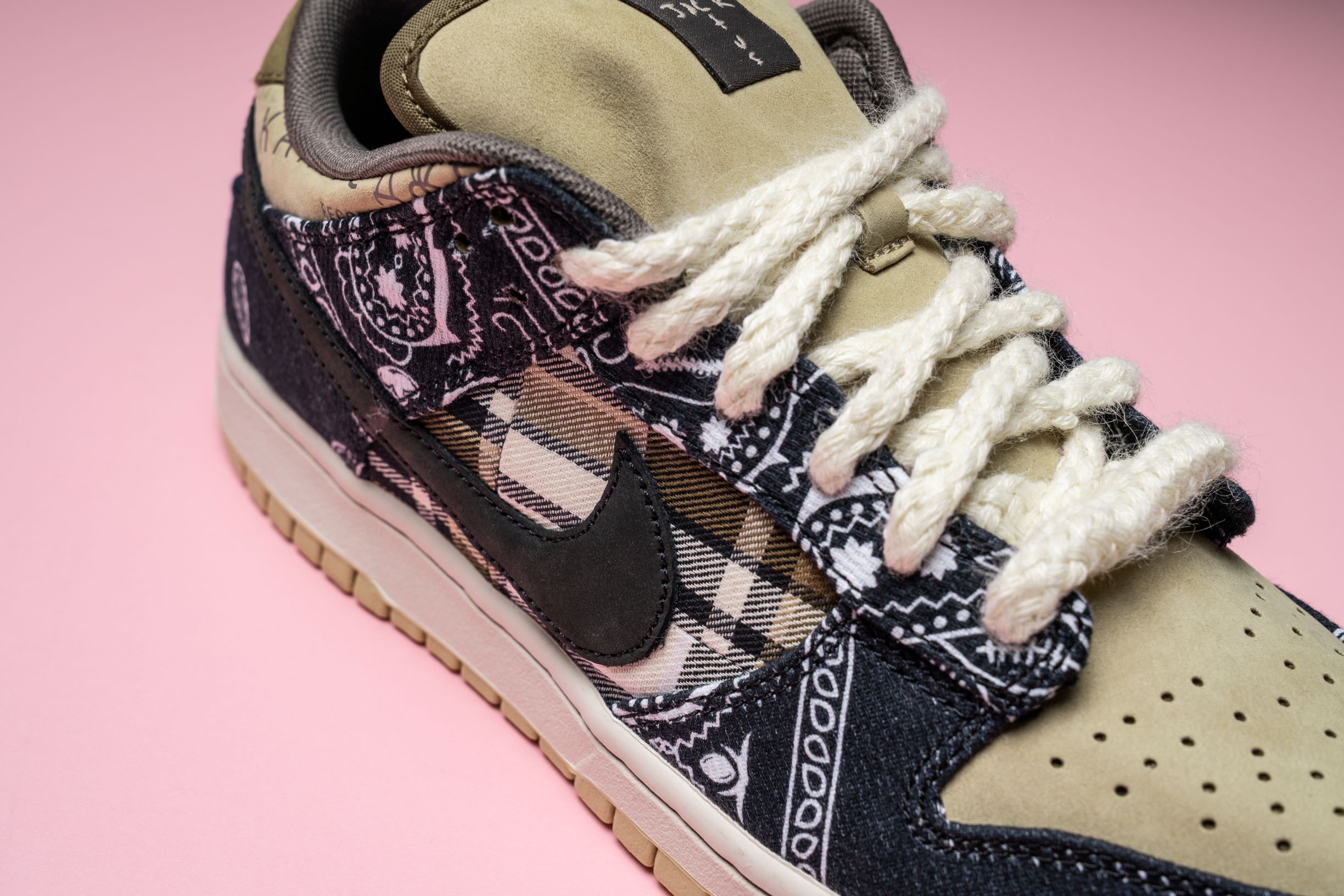 Nike Teams With Travis Scott For Bandanna-Print Dunk Low Sneakers