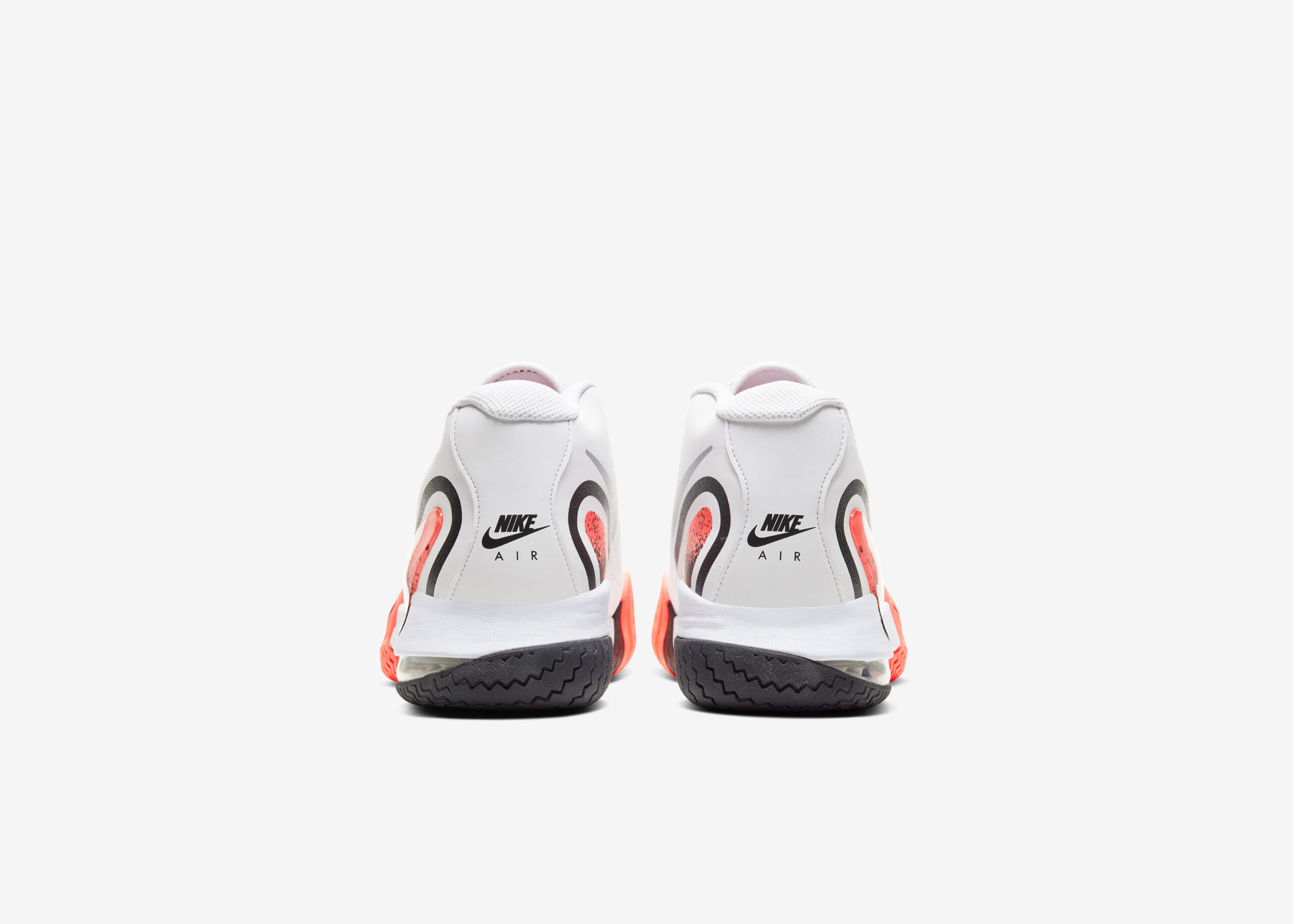 NikeCourt Tech Challenge 20 (1)