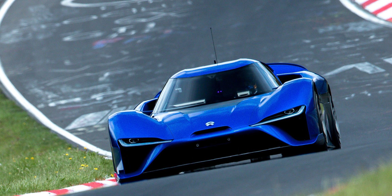 Nio-ep9-2
