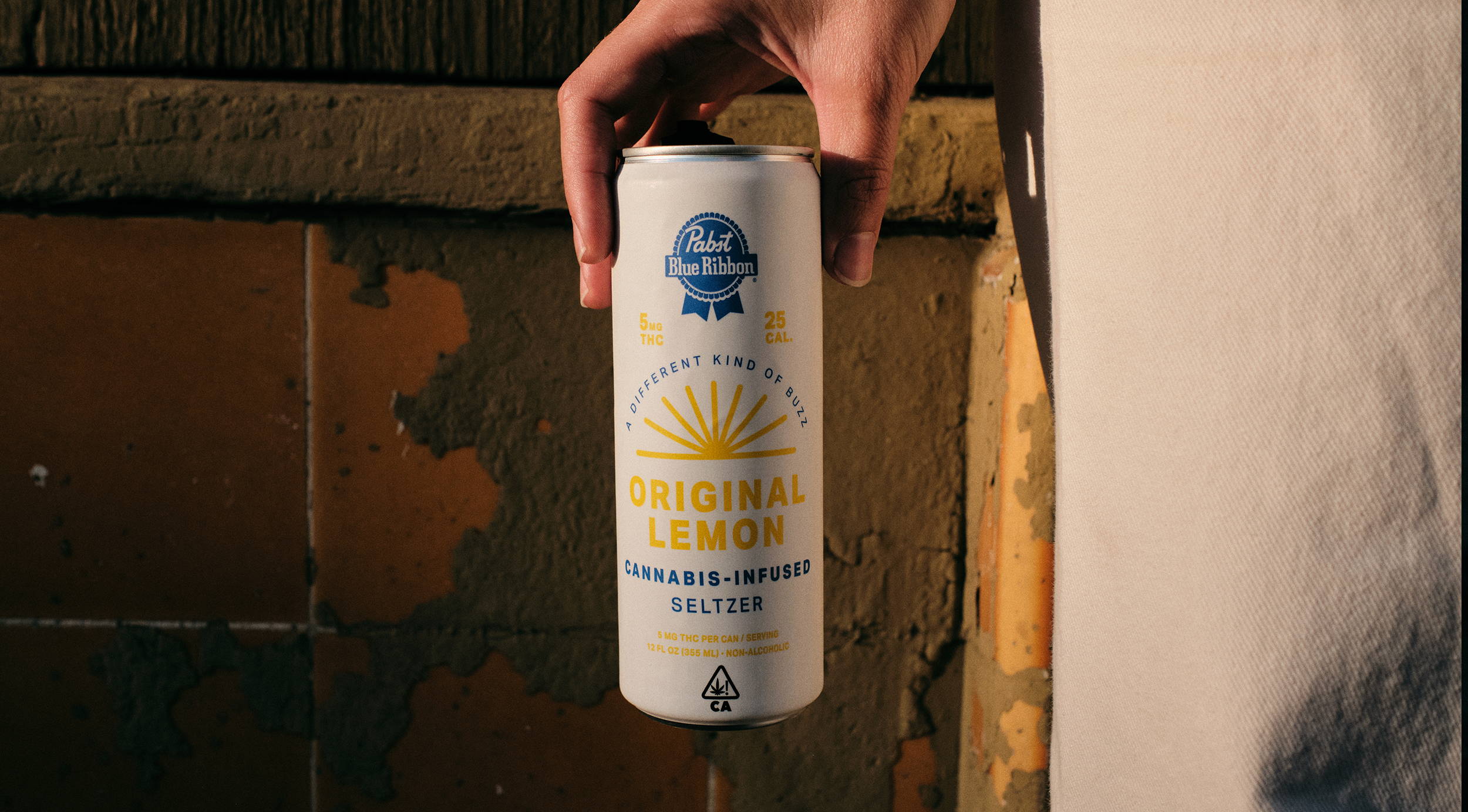 Pabst Blue Ribbon Cannabis Seltzer (2)