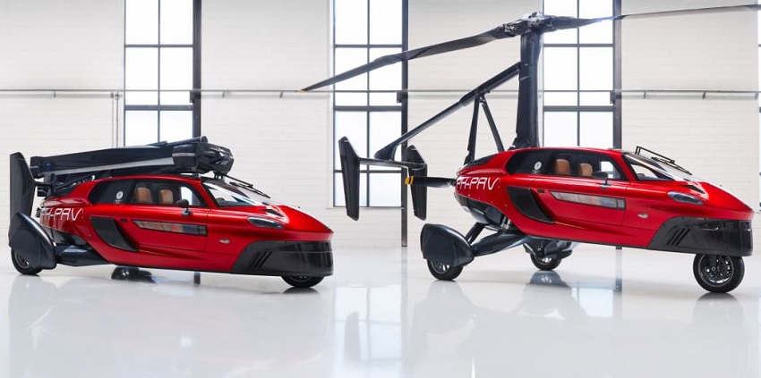 Flying car at rest, flying car ready to fly