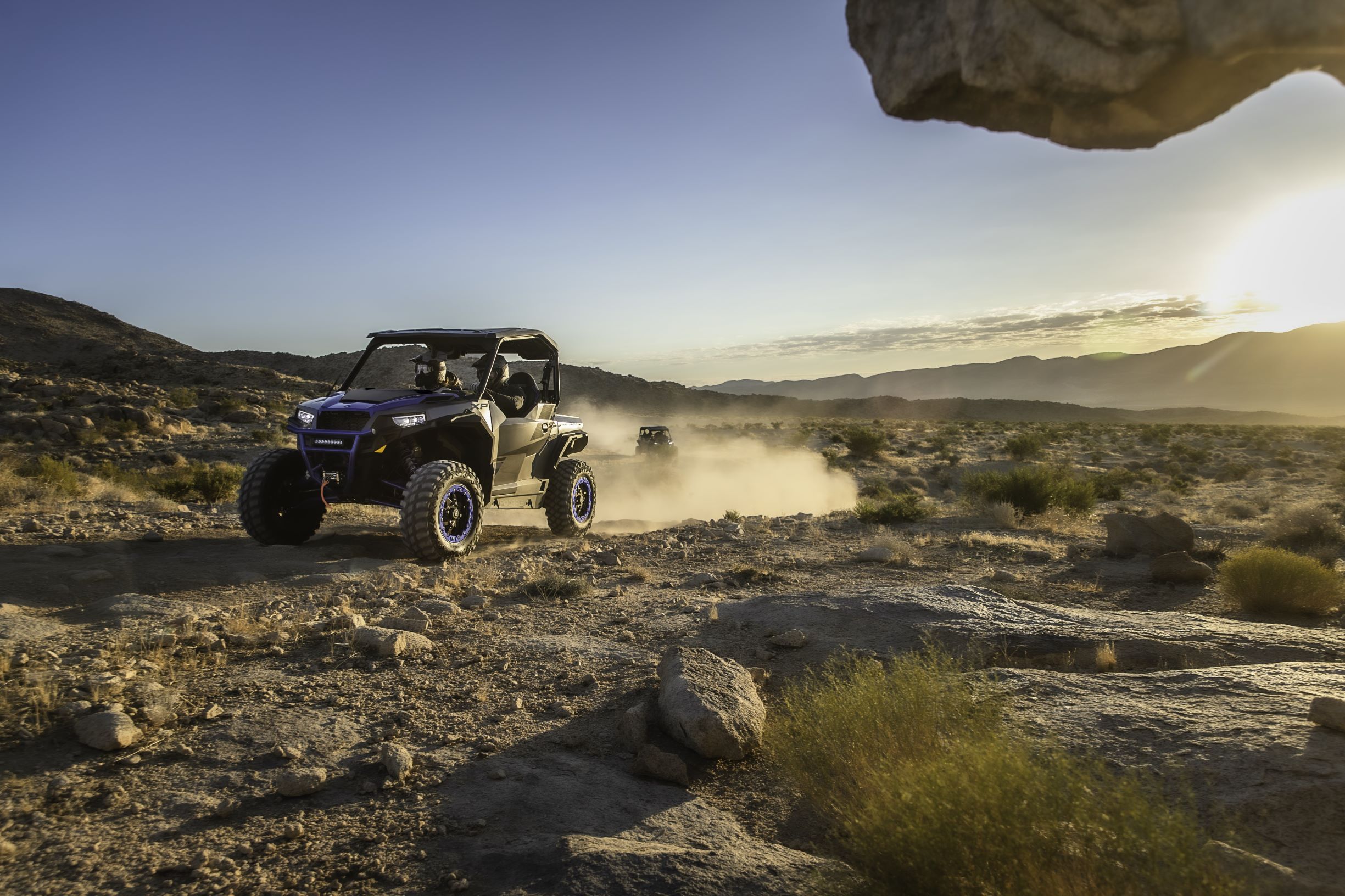 Polaris Factory Custom General XP 1000 UTV (1)