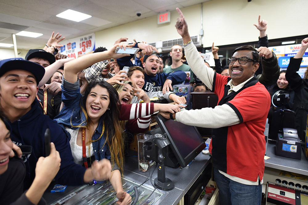 Powerball winning store AP
