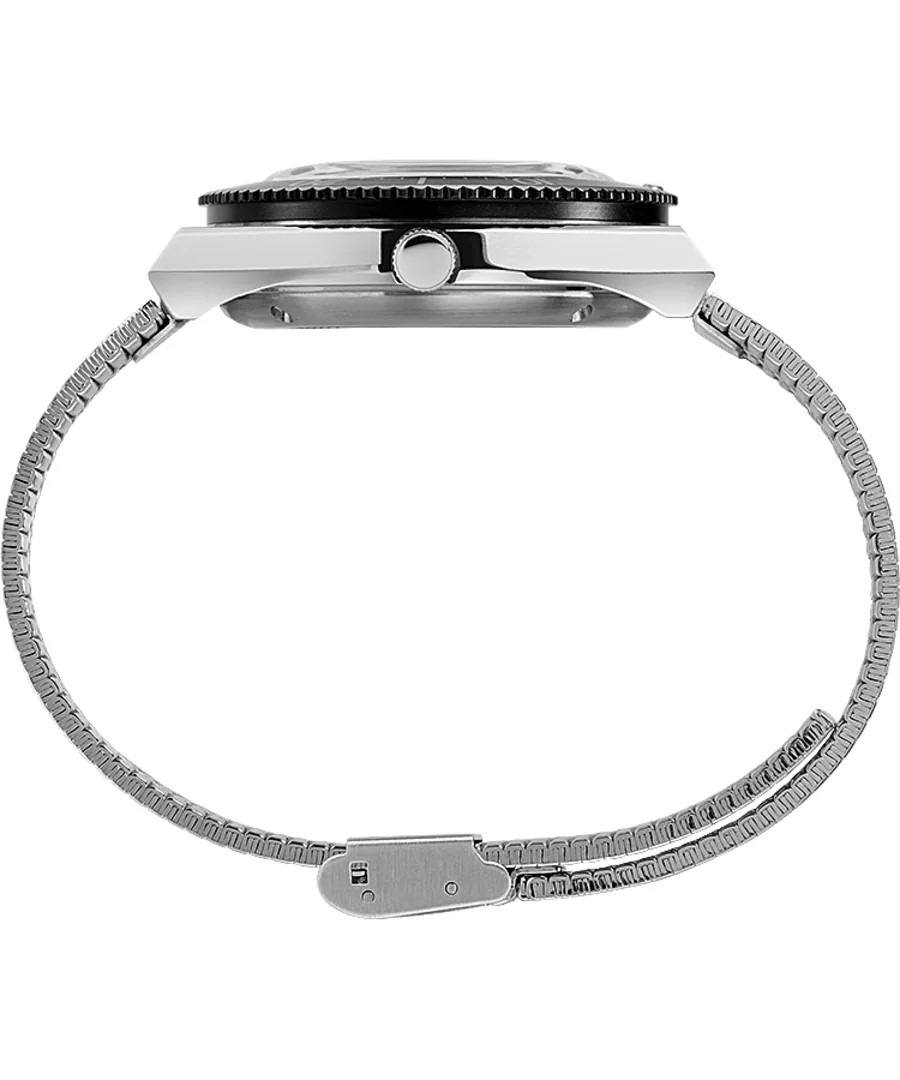 Q-Timex M79 Black Bezel (1)