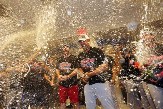 Red-sox-celebration-GettyImages-1052893958