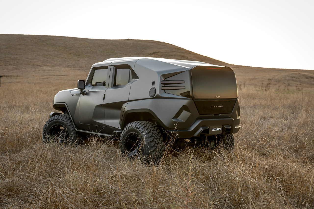 rezvani_motors_tank_rear_image2