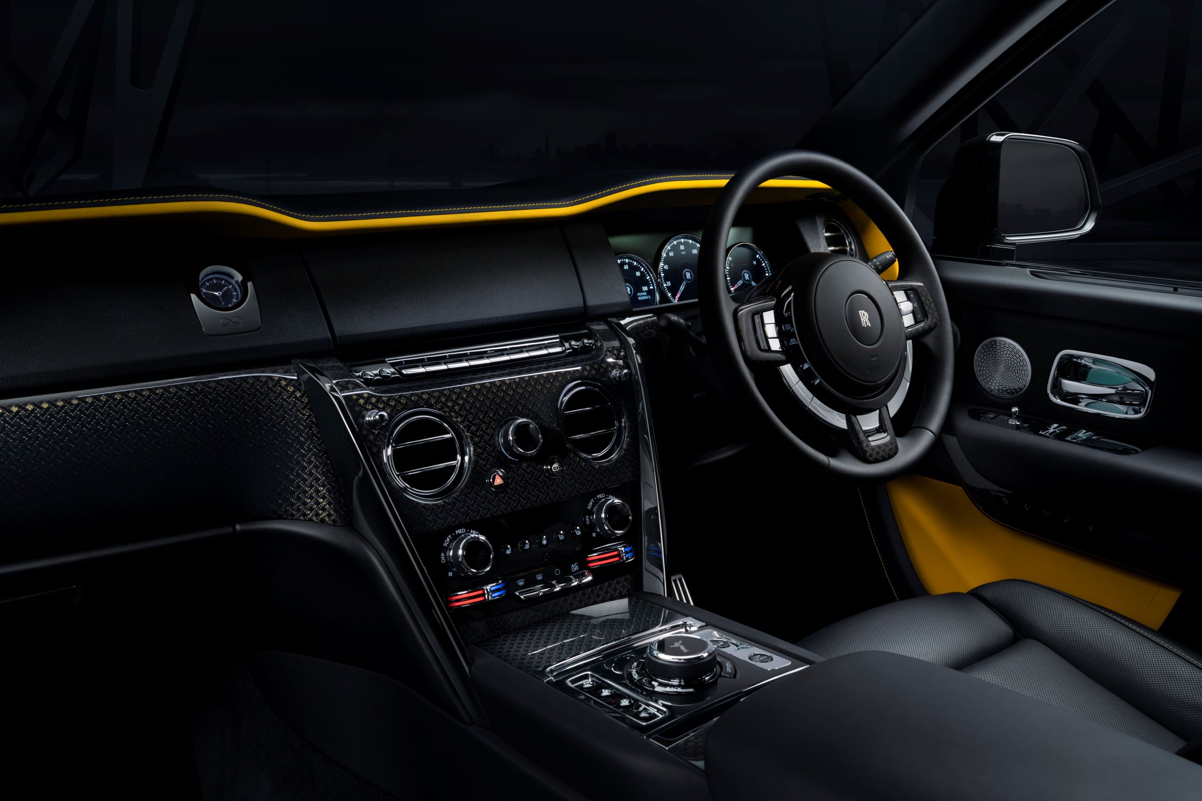 Rolls-Royce Black Badge Cullinan (4)