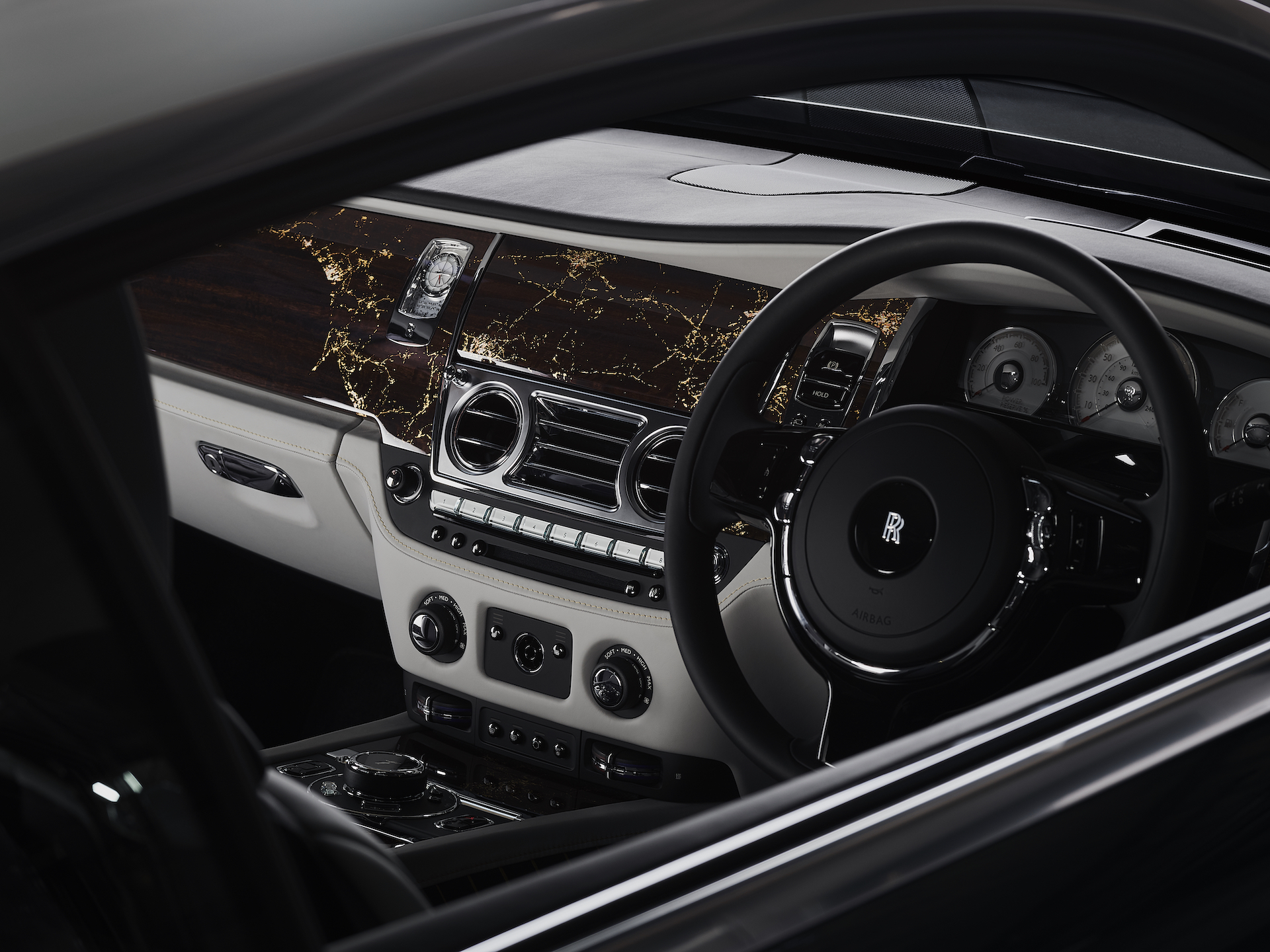 Rolls-Royce Wraith Eagle VIII (1)