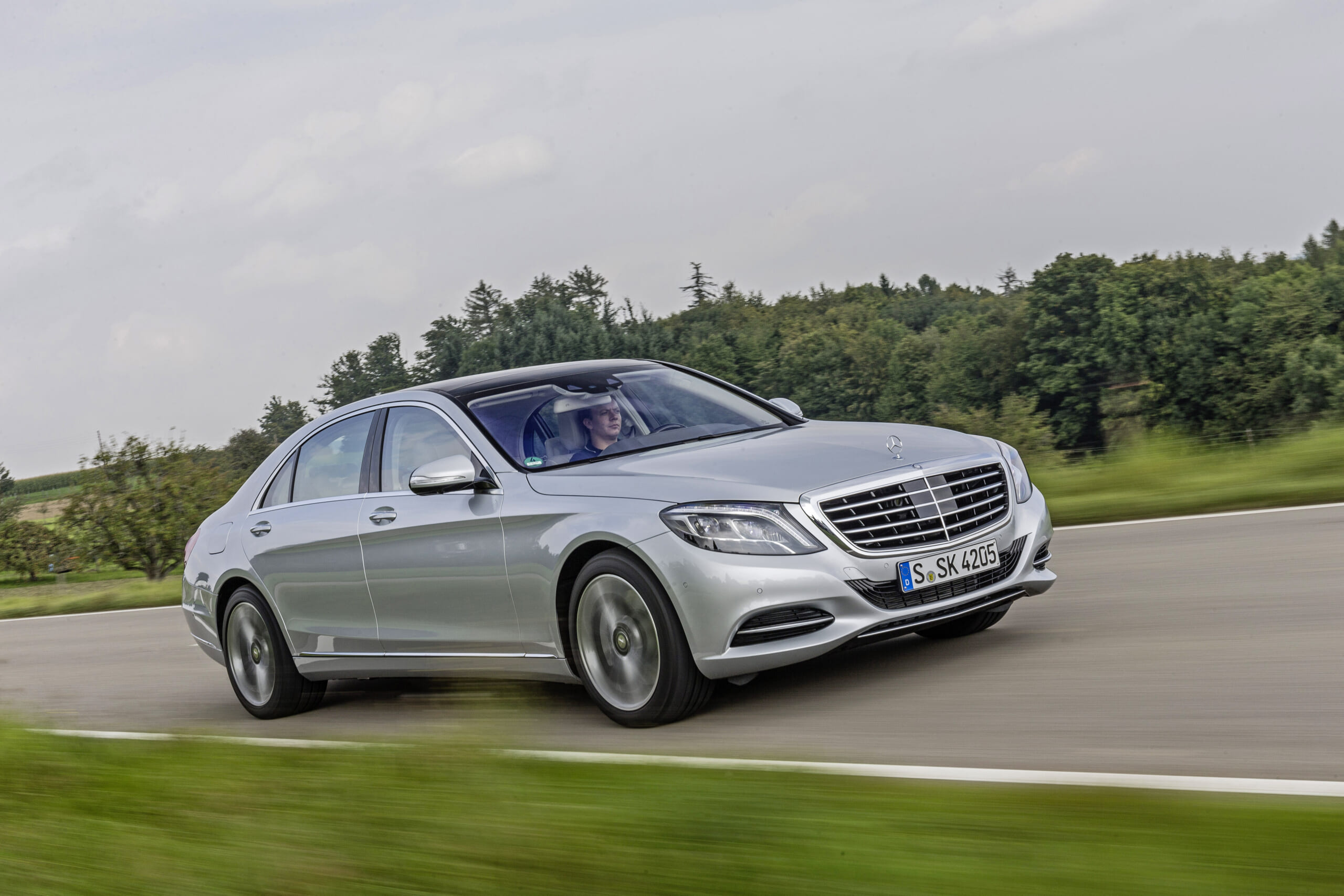 S550 PLUG-IN HYBRID (25)-source
