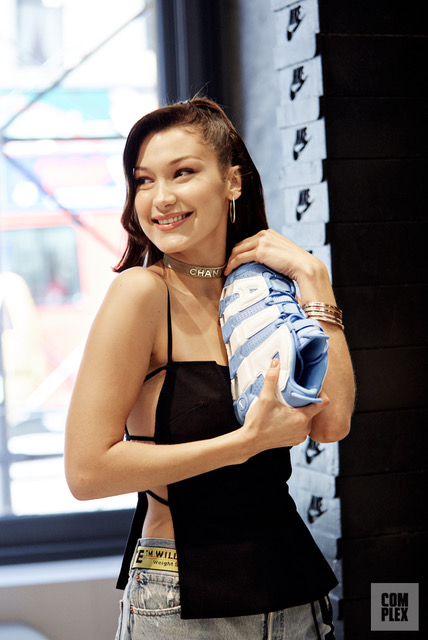 Sneaker Shopping_Bella Hadid_ 287