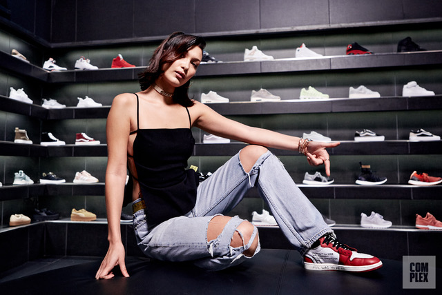 Sneaker Shopping_Bella Hadid_ 443