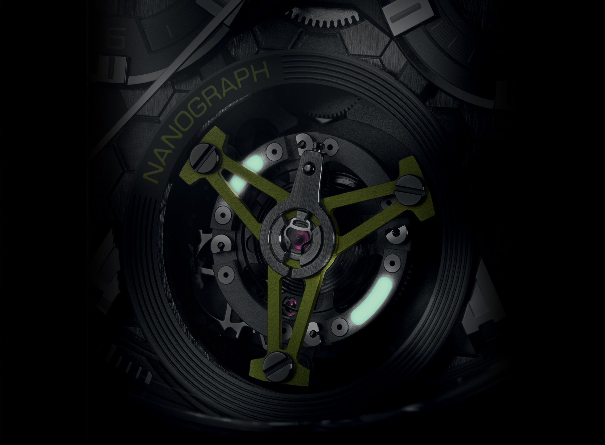 tag-heuer-carrera-heuer02t-nanograph-diapo3