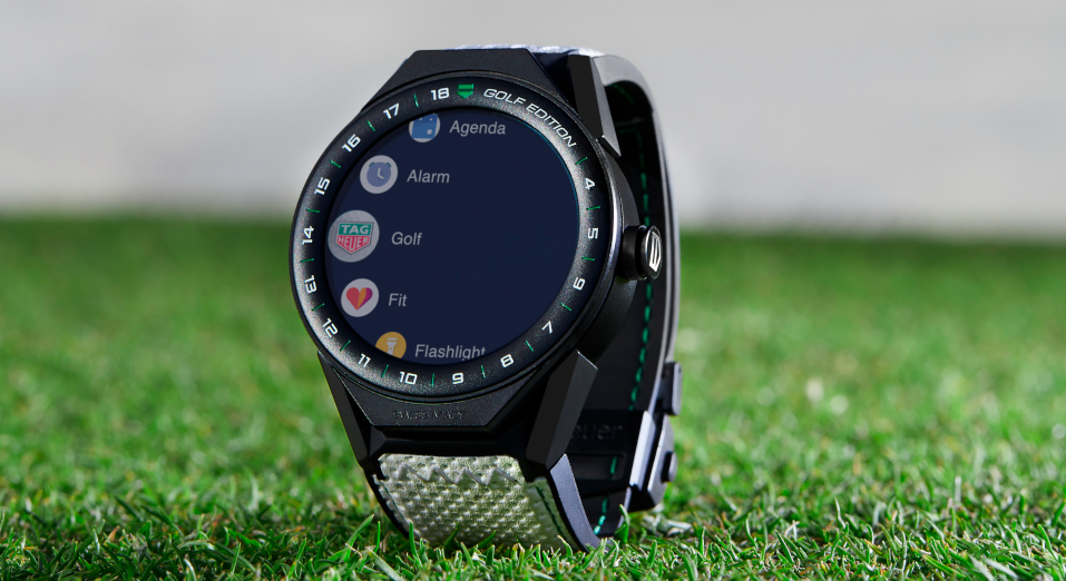 tag-heuer-smart-watch-turf