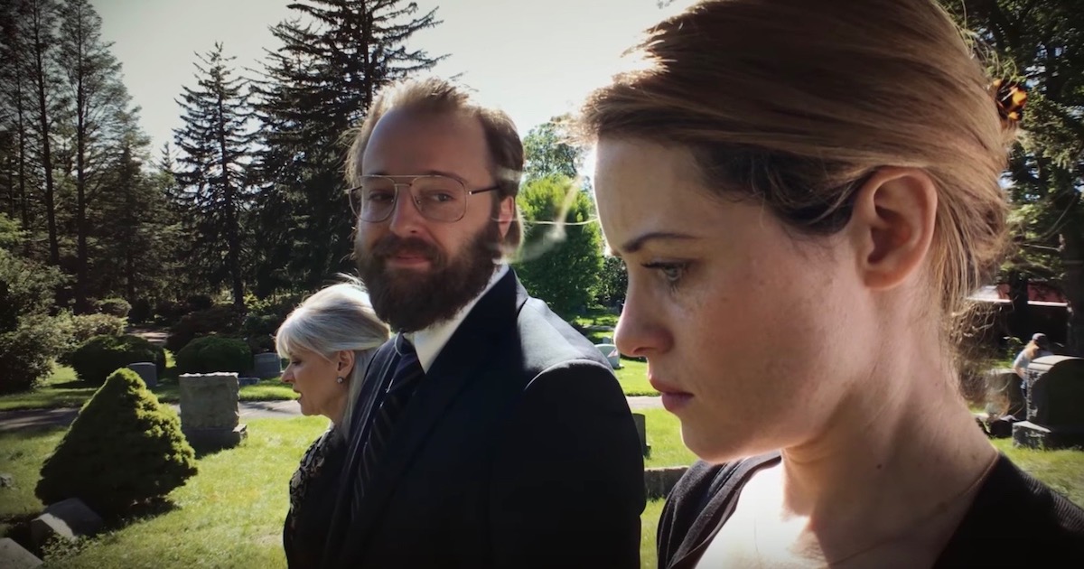 unsane-claire-foy-5