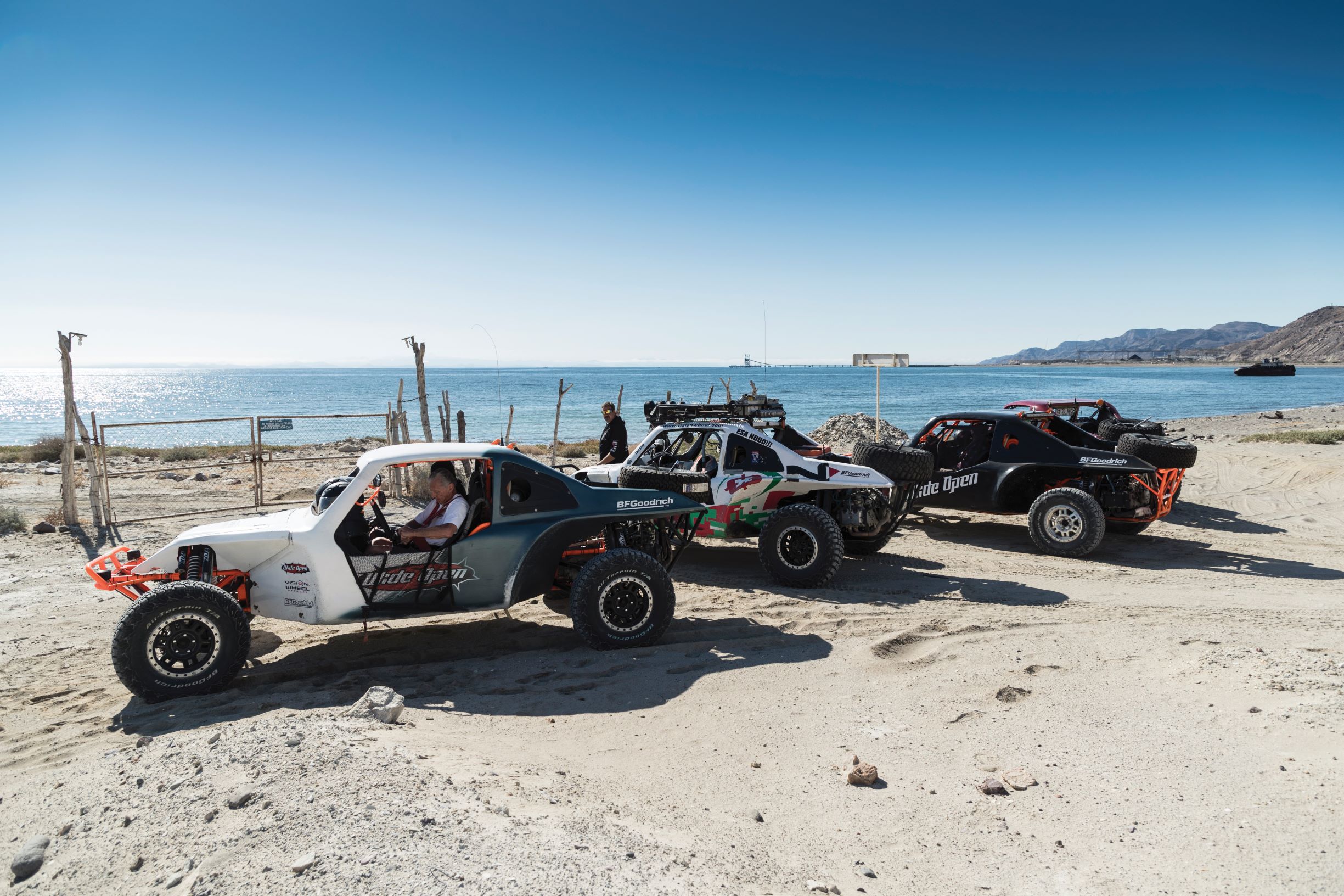 Wide Open Baja (2)