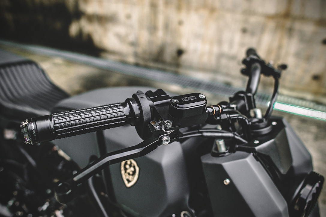 Yamaha-Onyx-Blade-by-Rough-Crafts-2.jpg