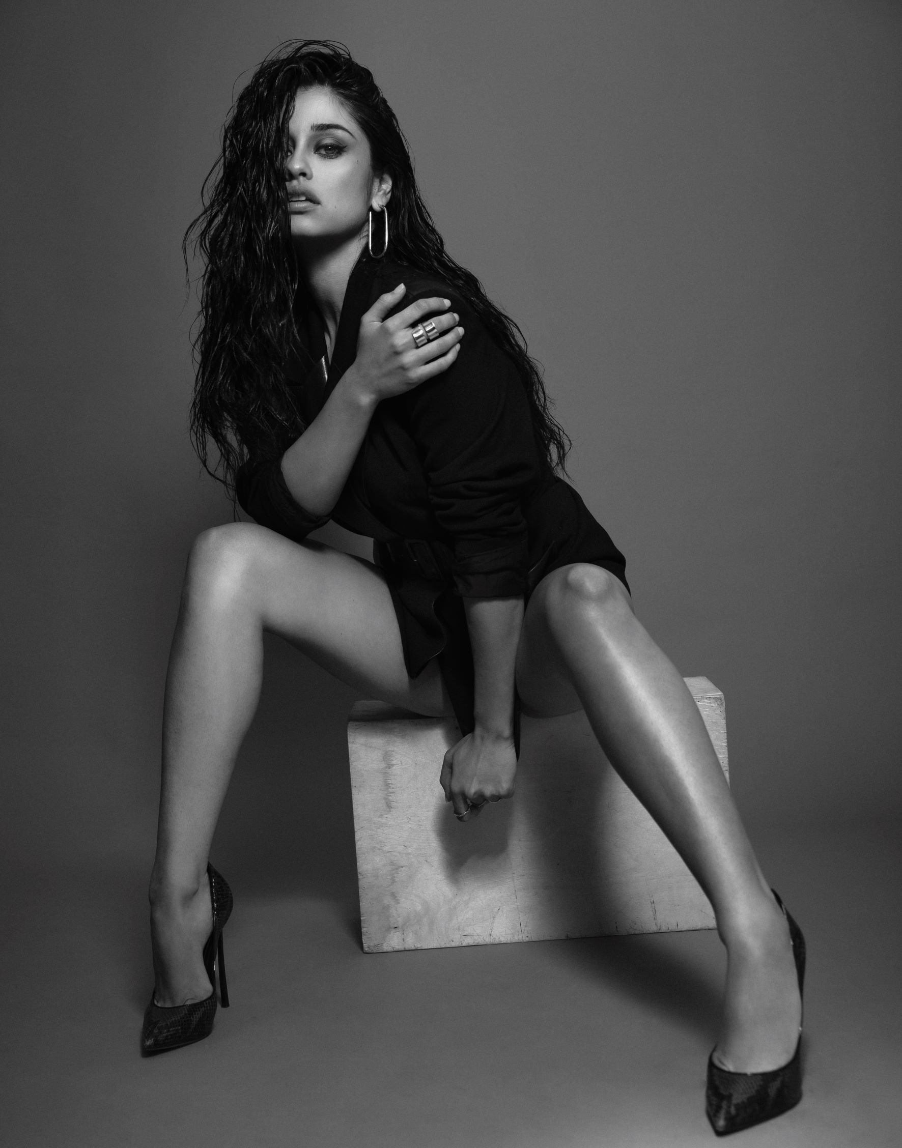 Yvette Monreal (2)