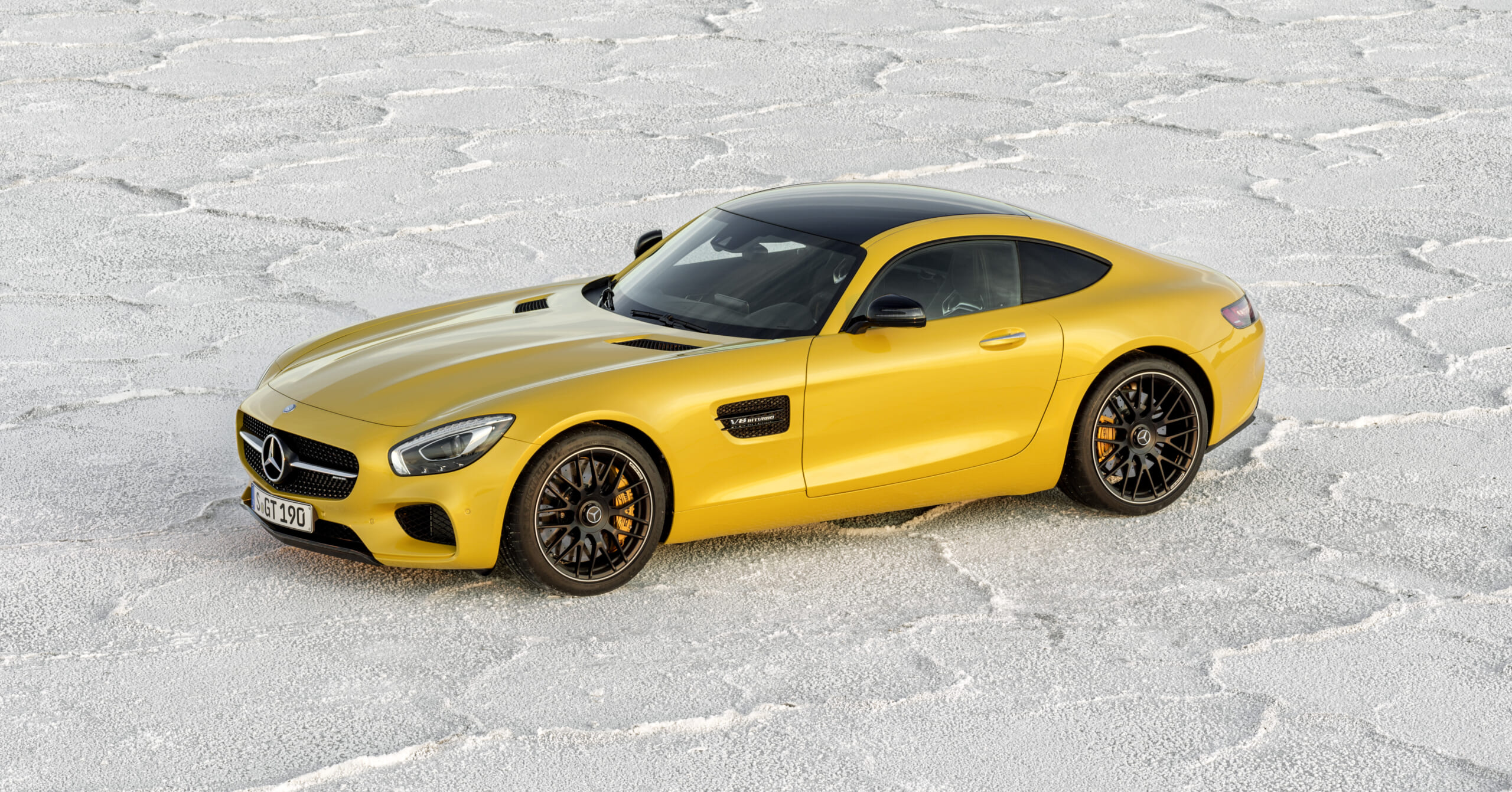 Купить amg gt. Мерседес АМГ ГТ 2015. Мерседес АМГ ГТ купе 2015. Мерседес АМГ ГТ 2014. Mercedes AMG gt 2014.