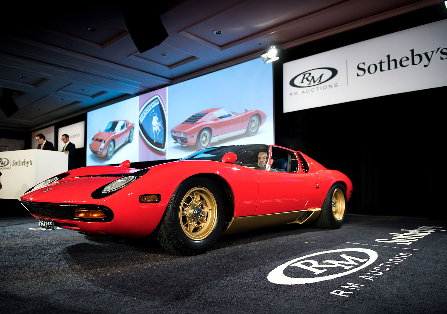 1971 Lamborghini Miura SV - Sold for $2,310,000