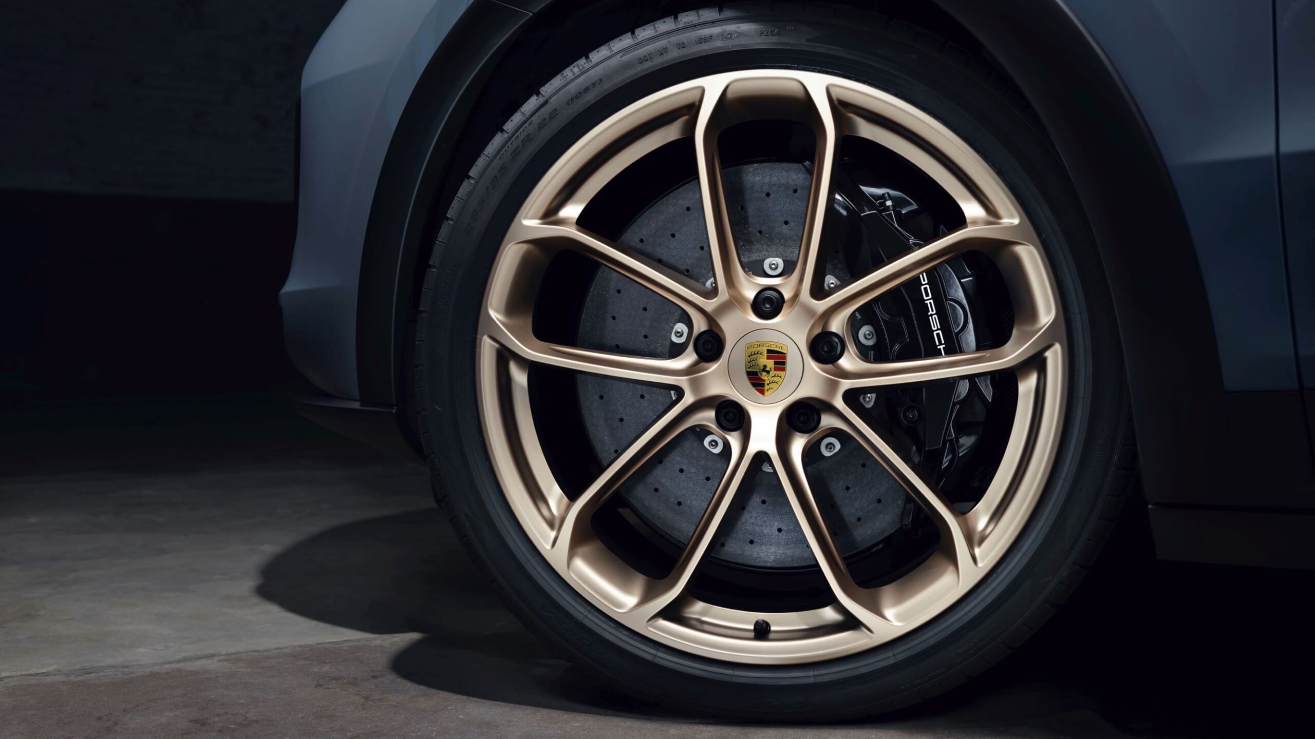 2022 Porsche Cayenne Turbo GT (5)