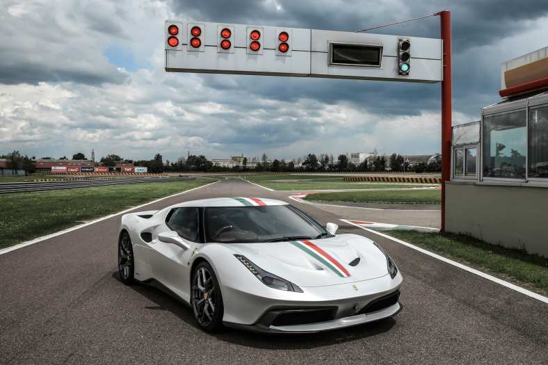 458_MM_Speciale_front_3_4.jpg