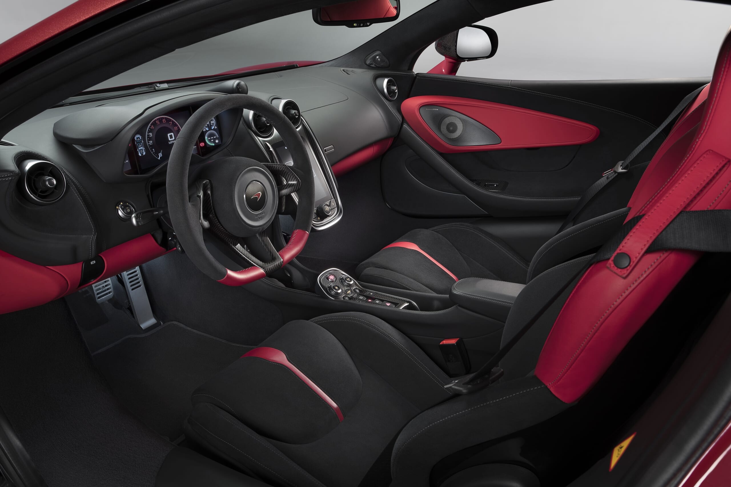 7295-Shot_04_Design_Interior-1.jpg