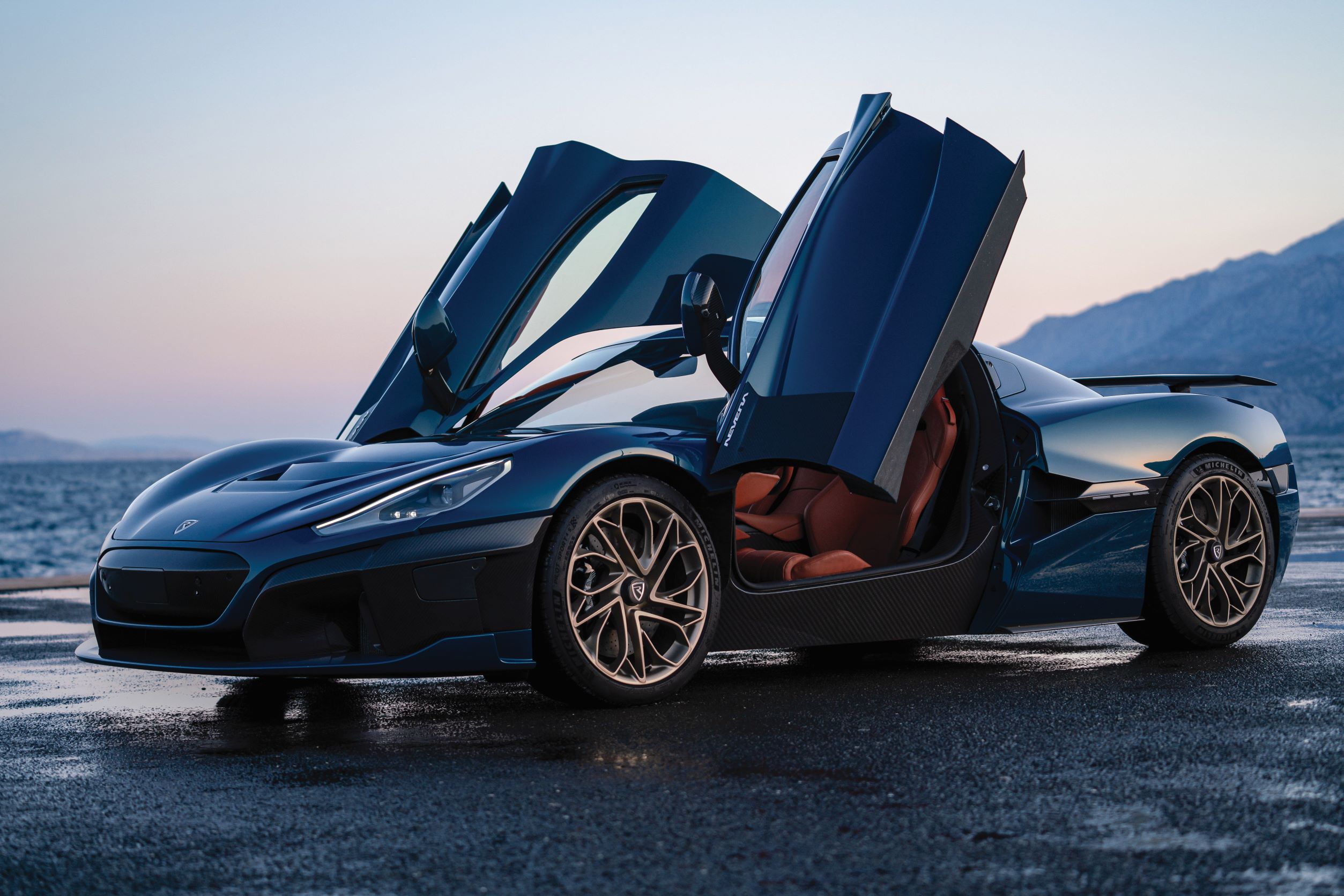 The new Aston Martin Valkyrie is so fast it will actually blow your mind