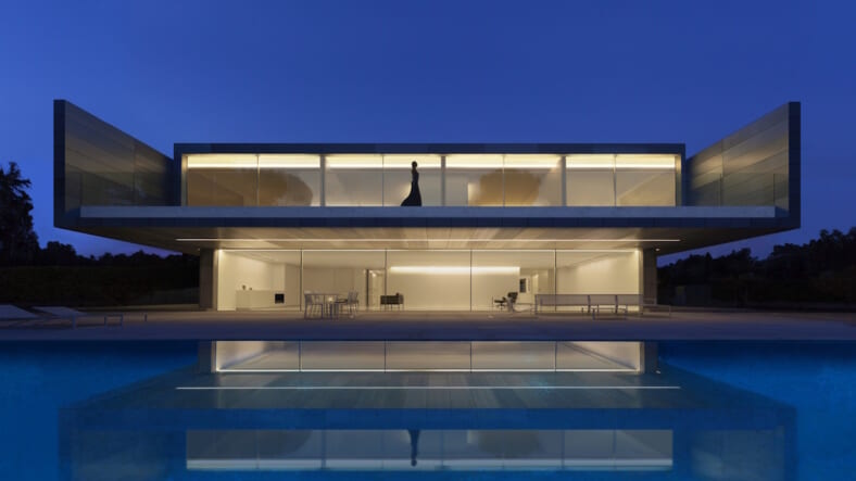 Aluminum-House-Fran-Silvestre-Arquitectos-1.jpg