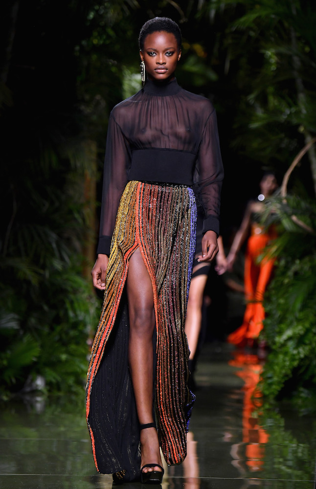 balmain-braless-4.jpg
