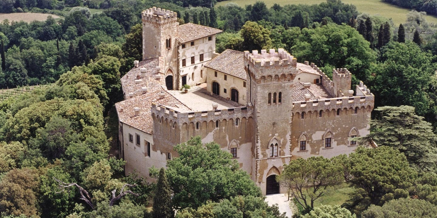 Castello di Santa Maria Novella in Italy (Photo: AirBnB