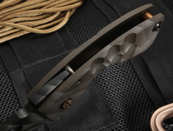 It features a 1/4-inch thick blade and solid frame lock build (Photo: KnifeArt.com)