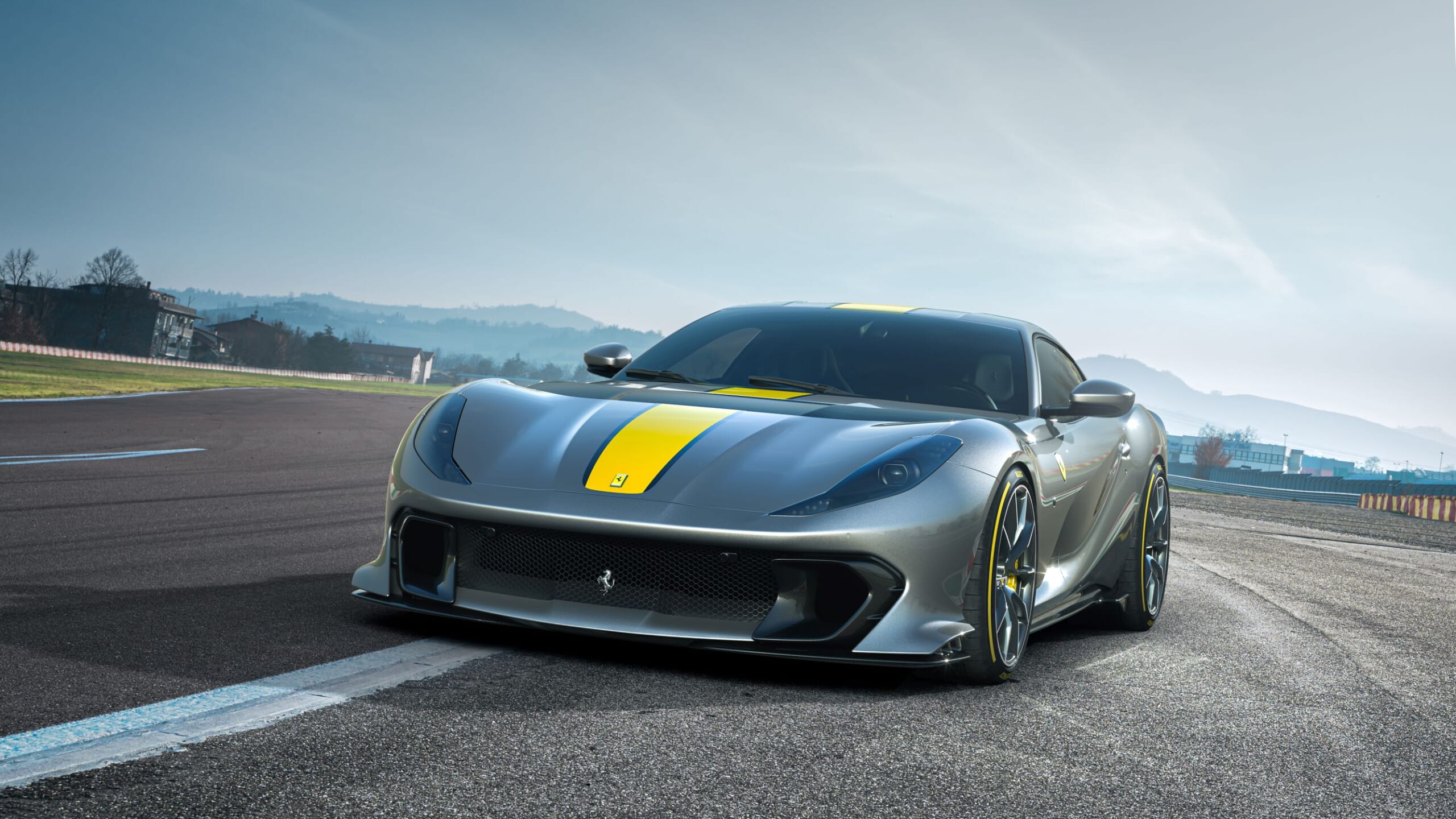 Ferrari 812 Superfast Limited Edition (1)