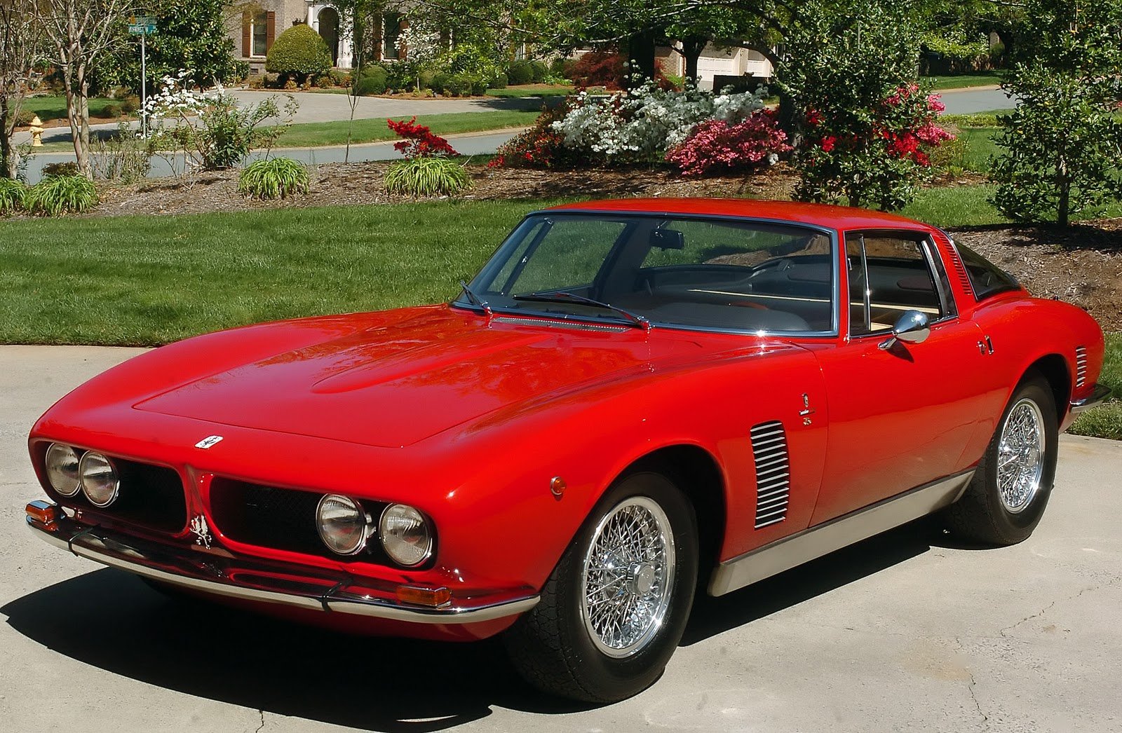 Iso Grifo.jpg