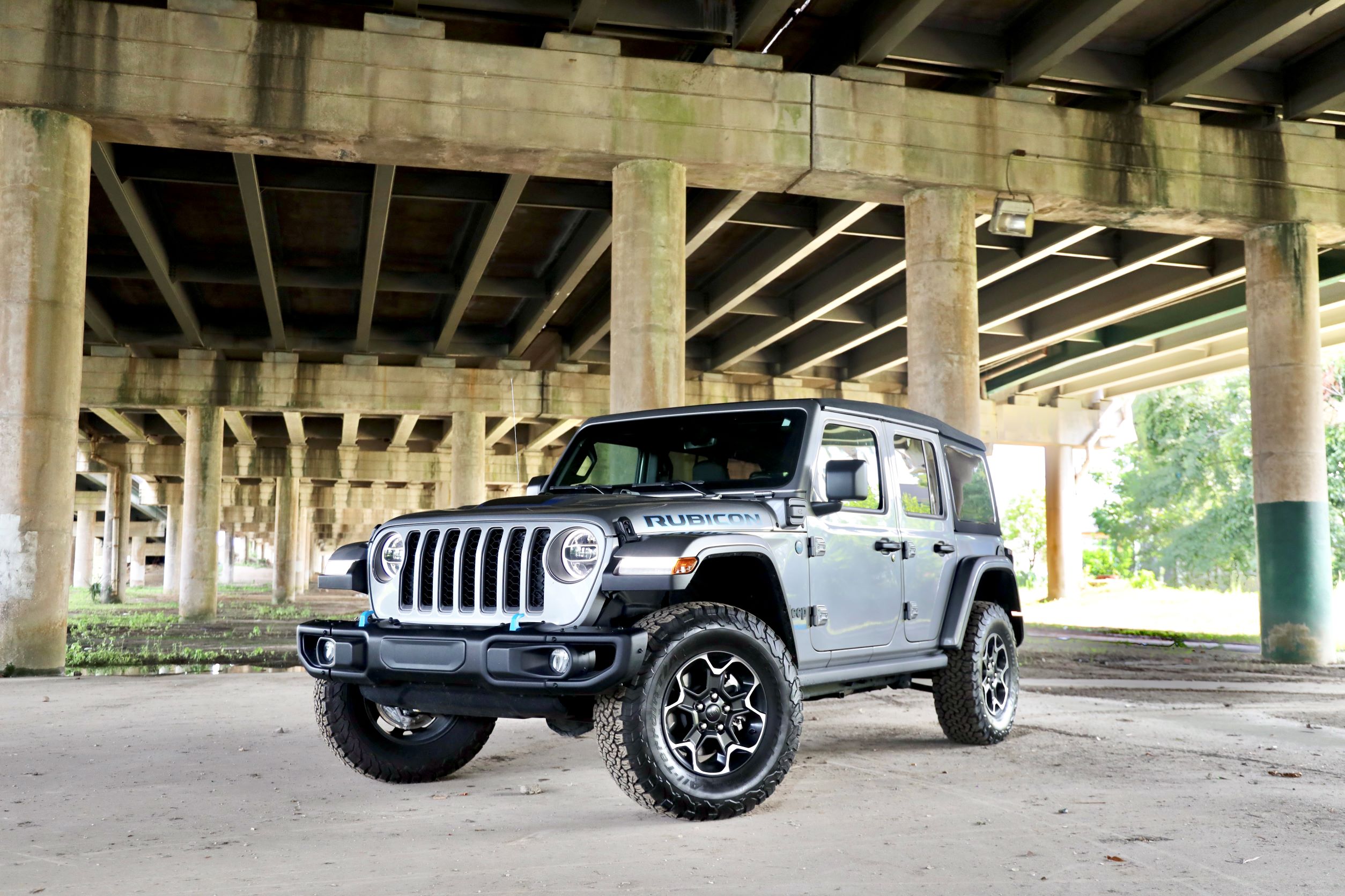 New Jeep Wrangler 4XE: First Ride Review - Maxim