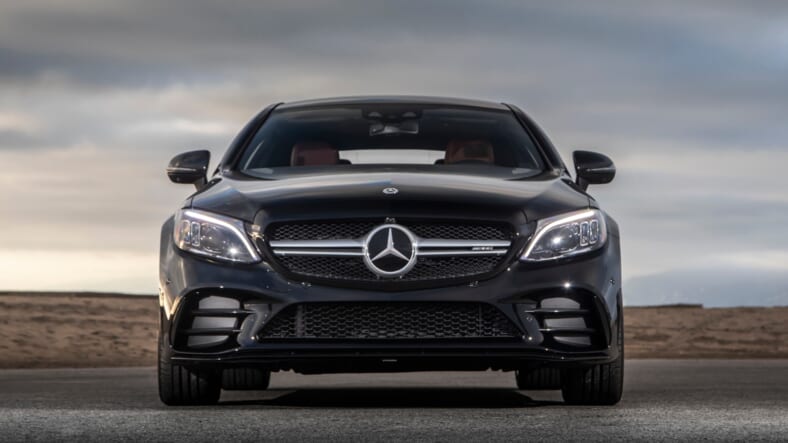 Mercedes AMG C 43 Coupe Promo