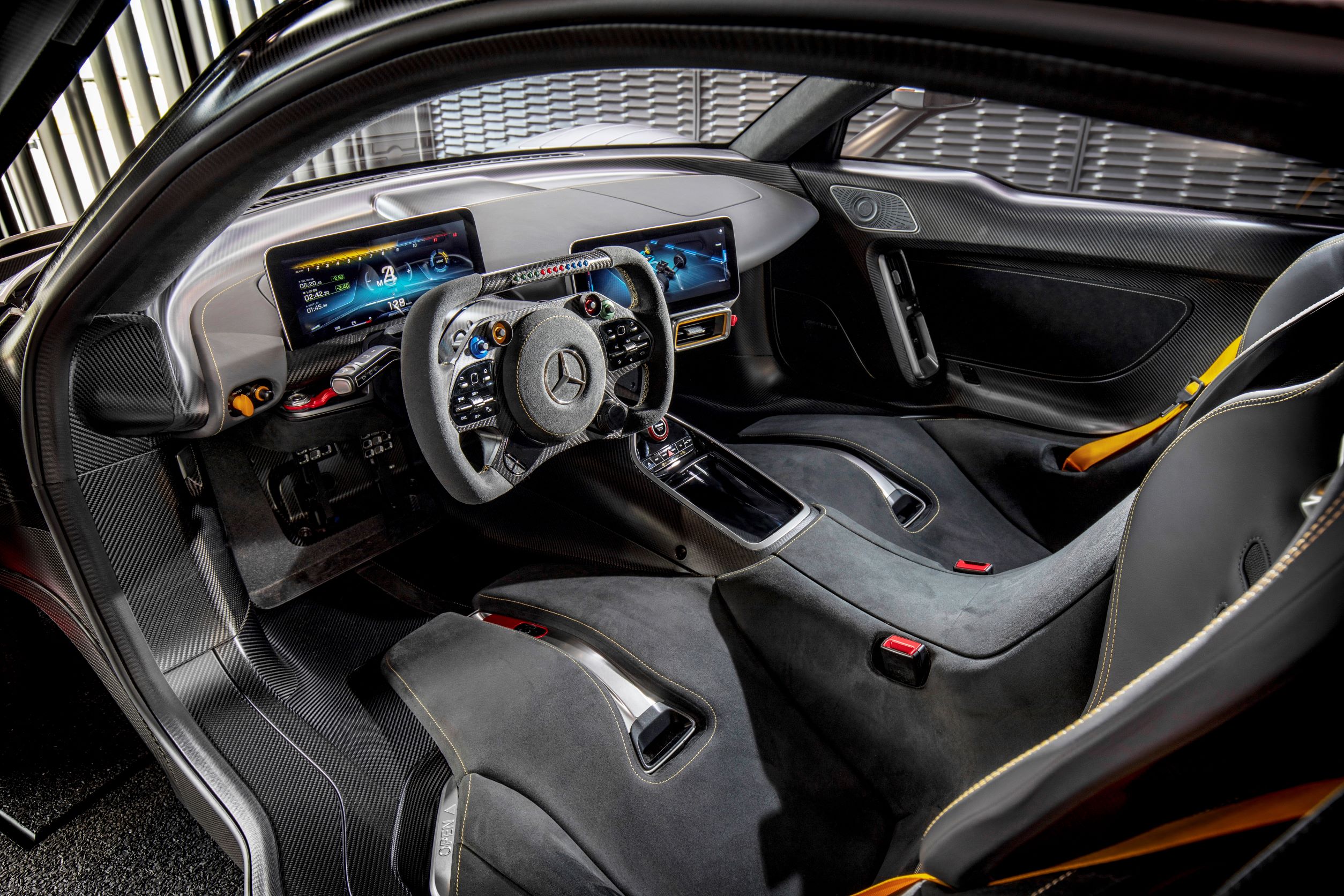 Mercedes-AMG Project ONE (4)