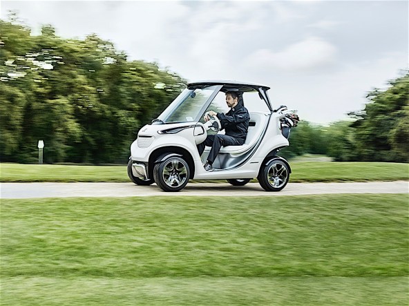 mercedes-benz-style-edition-garia-golf-car-a-star-on-the-golf-course-109395_1.jpg
