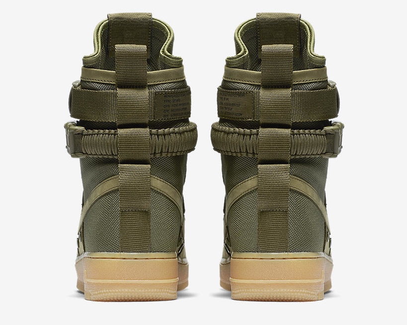 stapel chirurg Probleem Nike Is Ready for War With New Military-Inspired High-Tops - Maxim