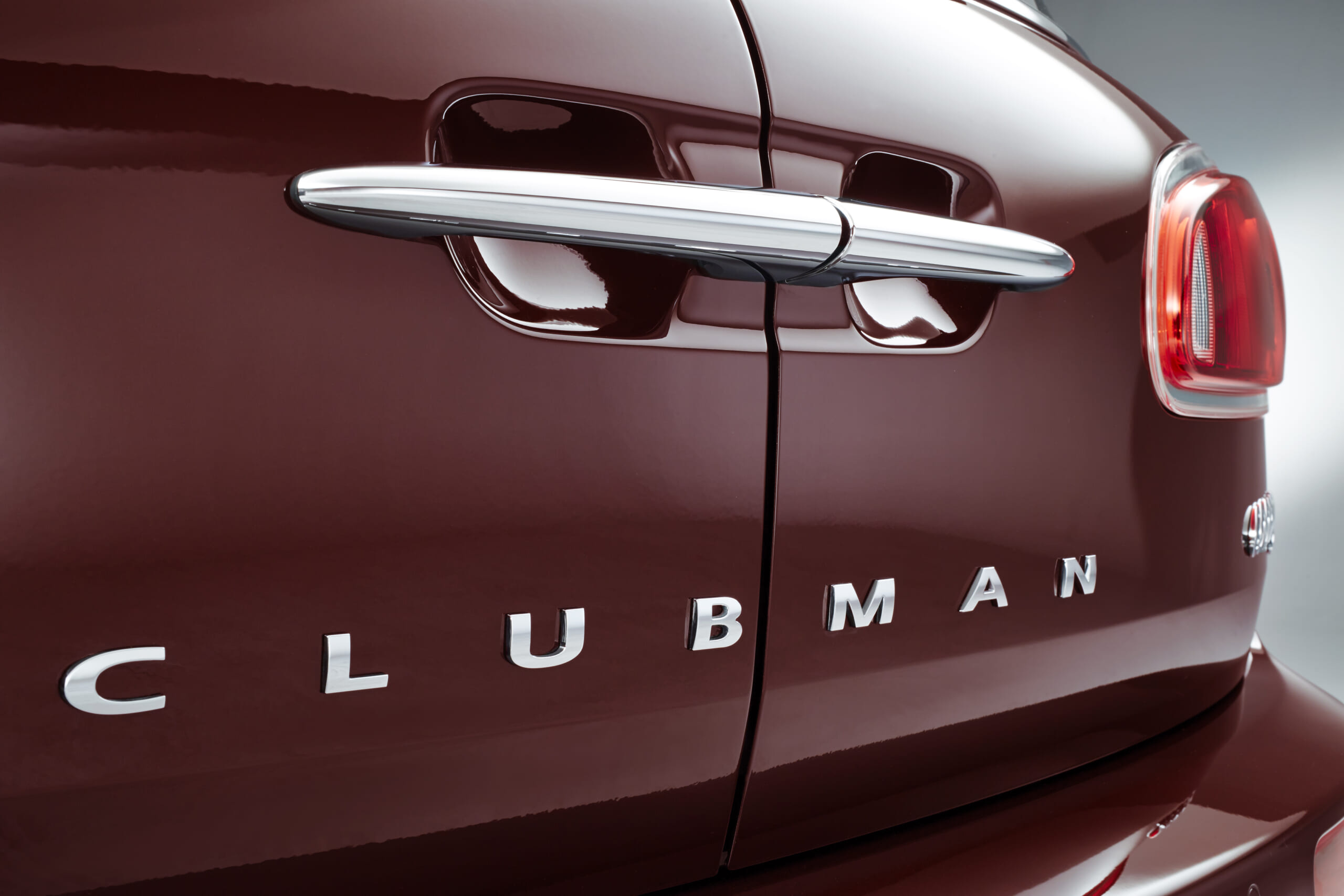 P90187441_highRes_the-new-mini-clubman.jpg