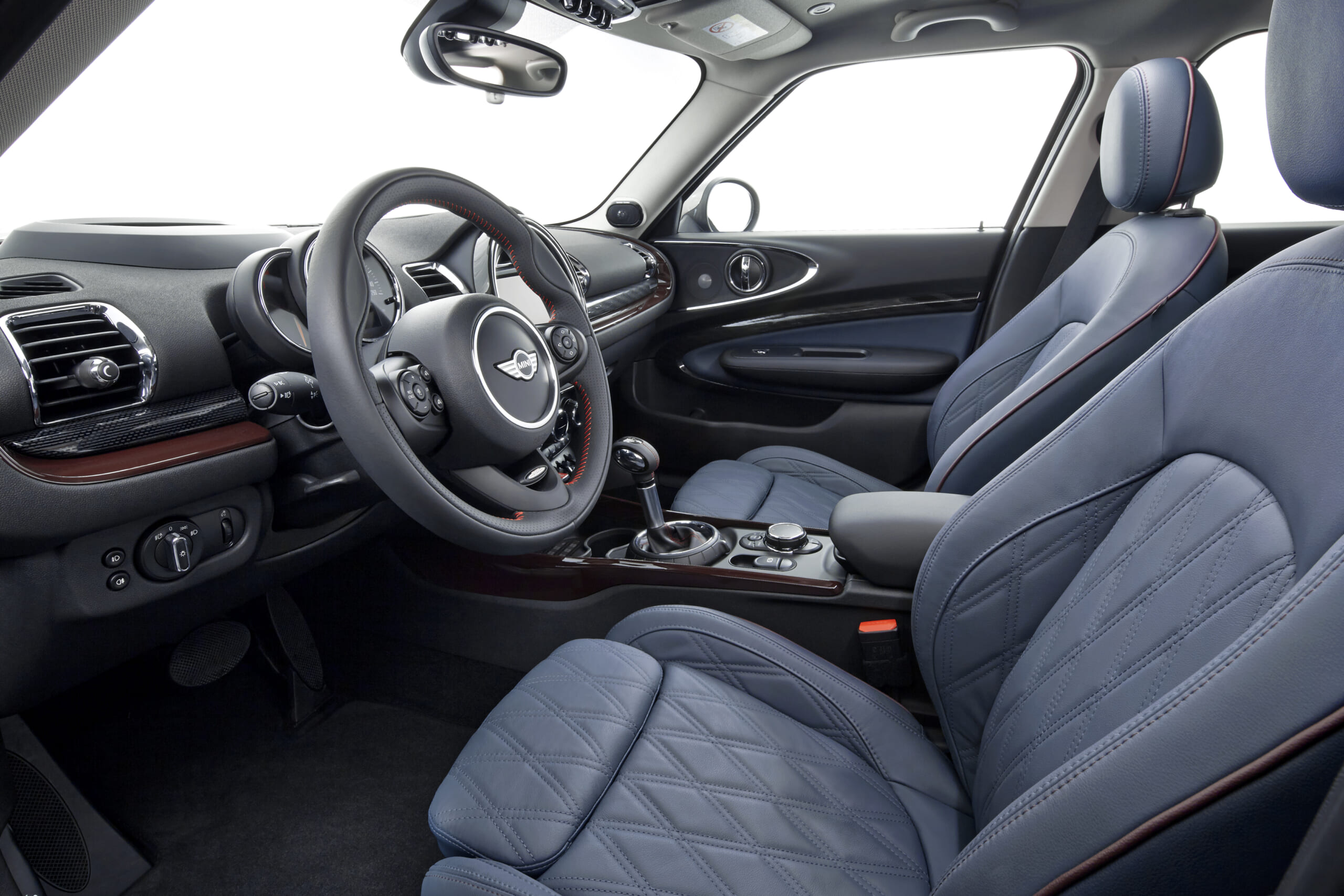 P90187482_highRes_the-new-mini-clubman.jpg
