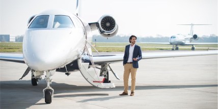 Stratajet lets you book a private jet in real-time (Photo: Stratajet)