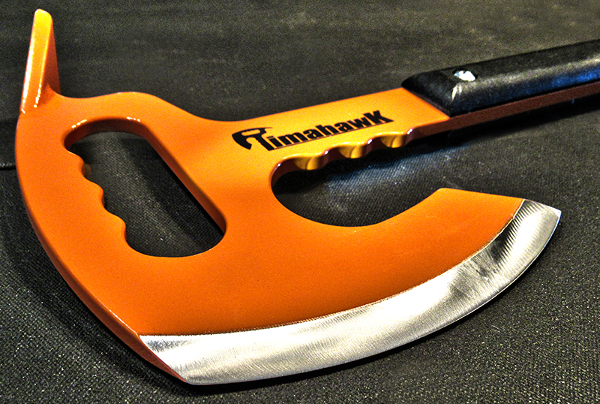 Timahawk survival multi-tool - close.jpg Two grips for leverage in multiple directions (Photo: Timahawk)